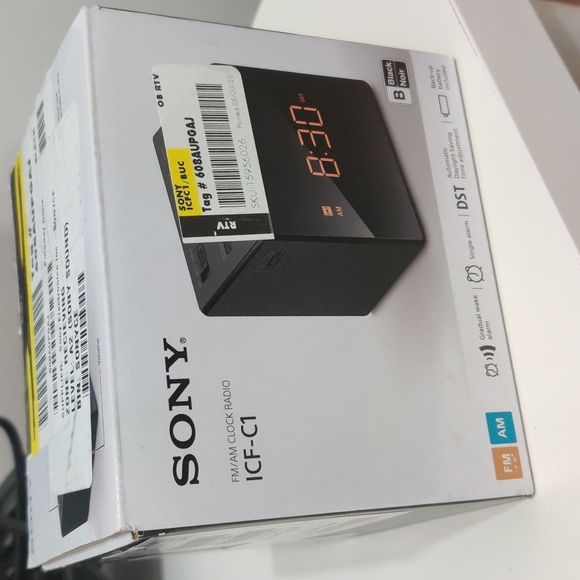 Sony ICFC1TB Alarm Clock Radio, Black - Picture 5 of 5